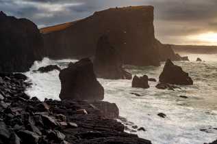 219-valahnukamol-05-arc-lr.jpg